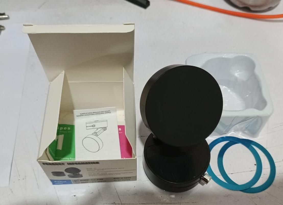 CrispKart Vacuum Magnetic Suction Phone Holder